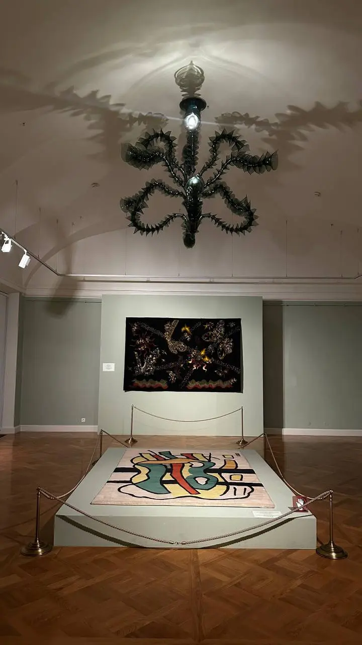 Выставка «Взаимодействие. Фарфор Веры Бакастовой»