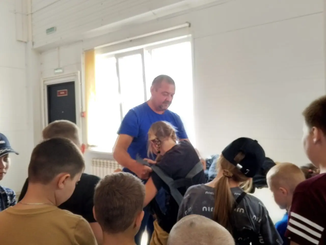 Ученики школы х. Гуляй-Борисовска посетили пожарную часть № 242 Ростовской областной противопожарной службы