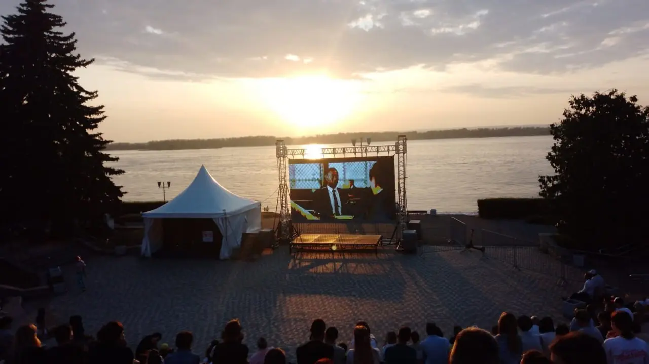 Бесплатный кинотеатр под открытым небом «Филин»