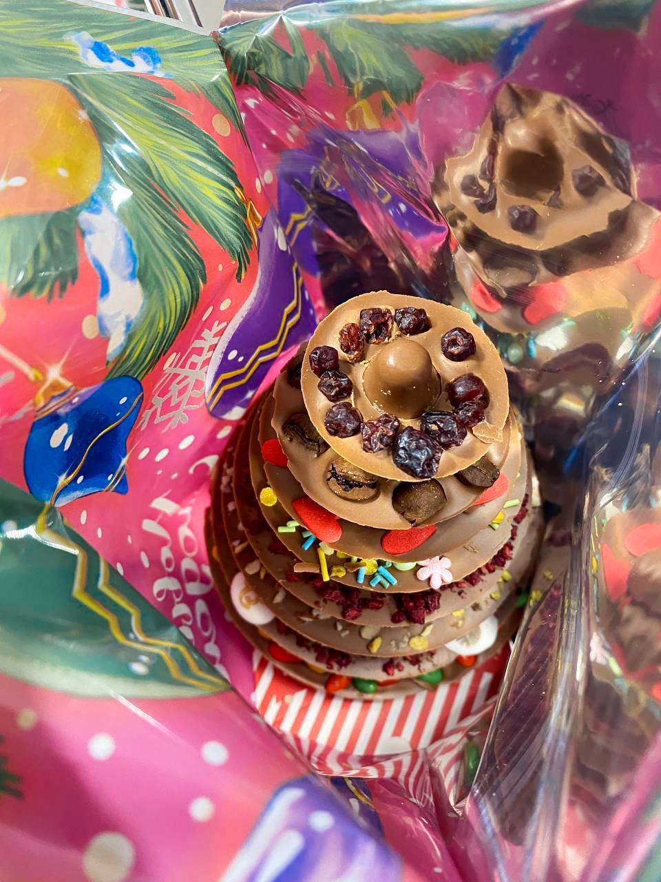 Скидка 25% на новогодние программы с мастер-классами и дегустациями в шоколадную мастерскую «РУ.ДО»