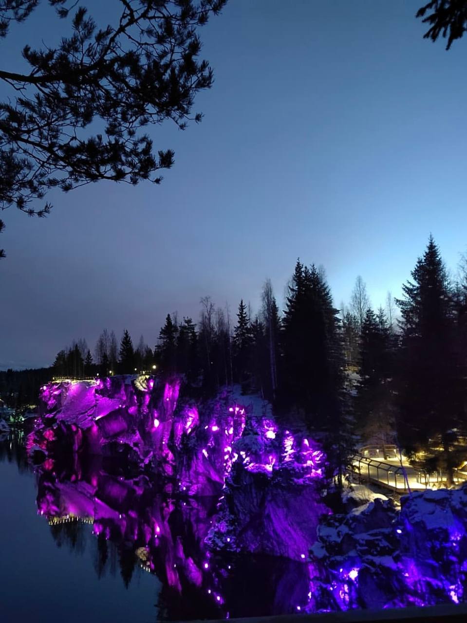 Рускеальские огни