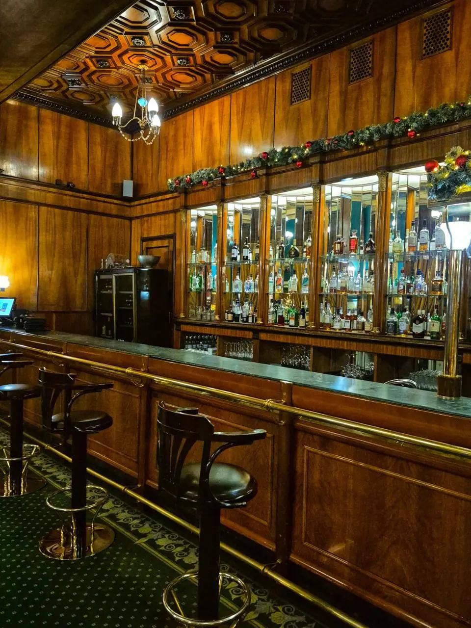 Легендарный отель «Советский» с чаепитием и гидом - Москвовед Алексеем Смирновым