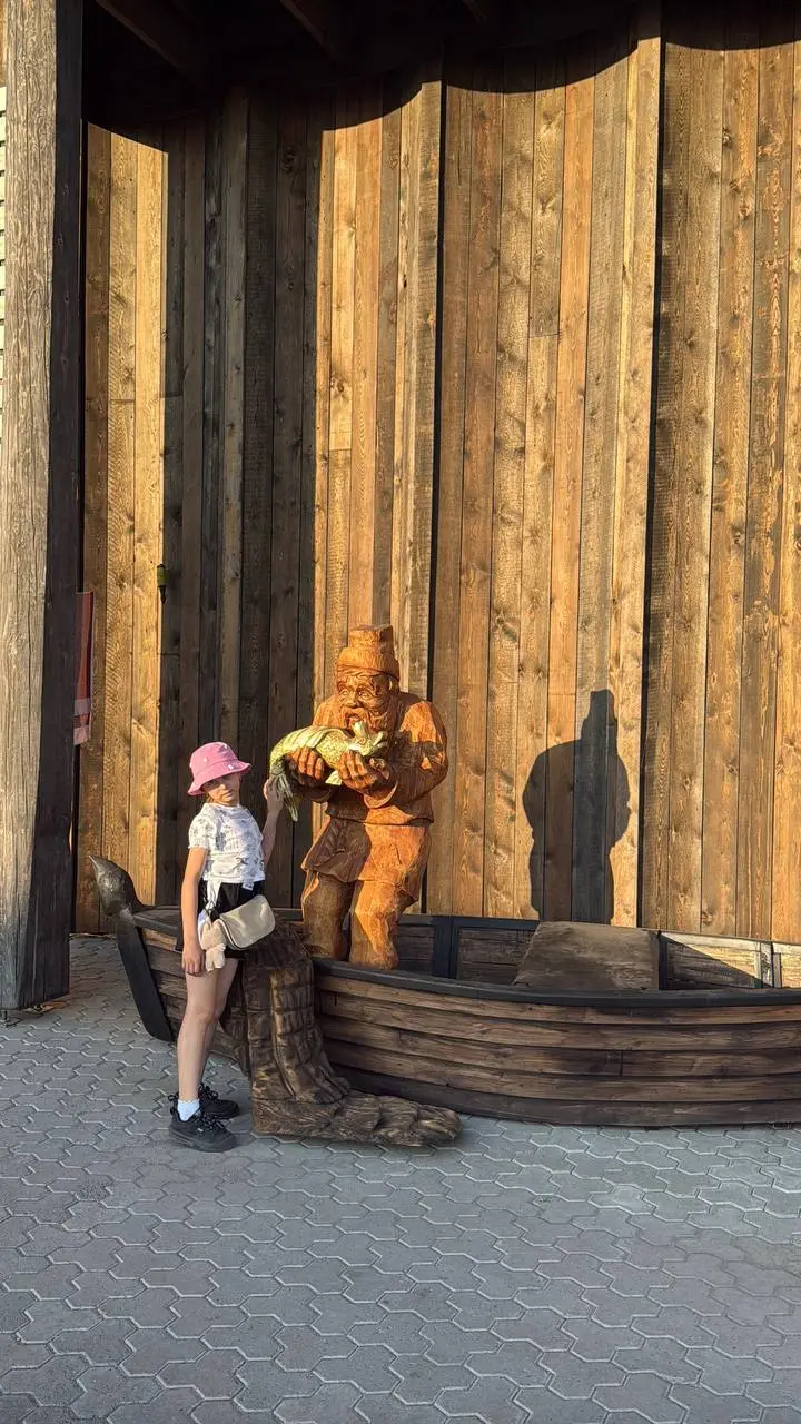 Финал фестиваля по скульптурам, мотивам из сказок и стрит-арт в день рождения Виктора Цоя