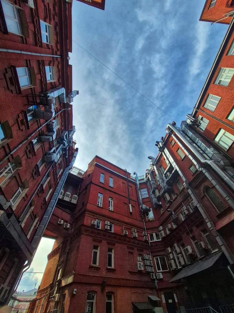 Уникальная экскурсия по территории фабрики "Товарищество Эйнем" (ныне "Красный Октябрь")