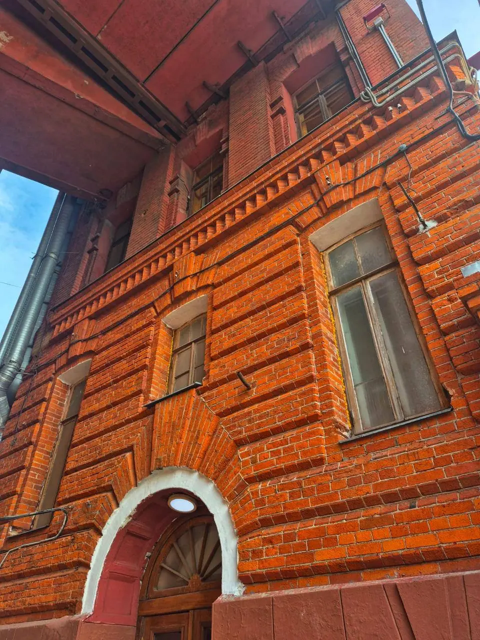 Уникальная экскурсия по территории фабрики "Товарищество Эйнем" (ныне "Красный Октябрь")