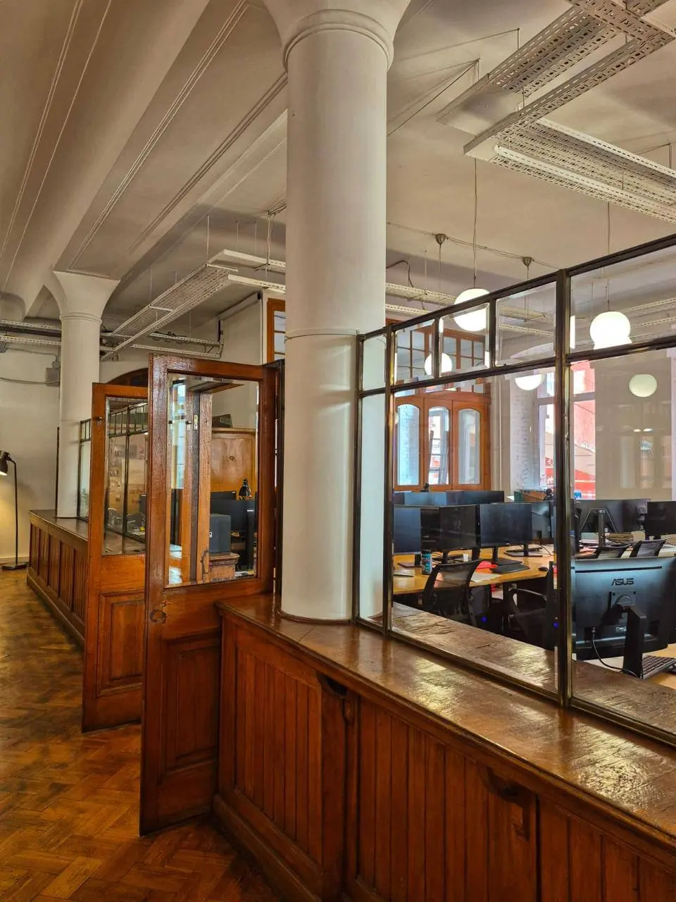 Уникальная экскурсия по территории фабрики "Товарищество Эйнем" (ныне "Красный Октябрь")