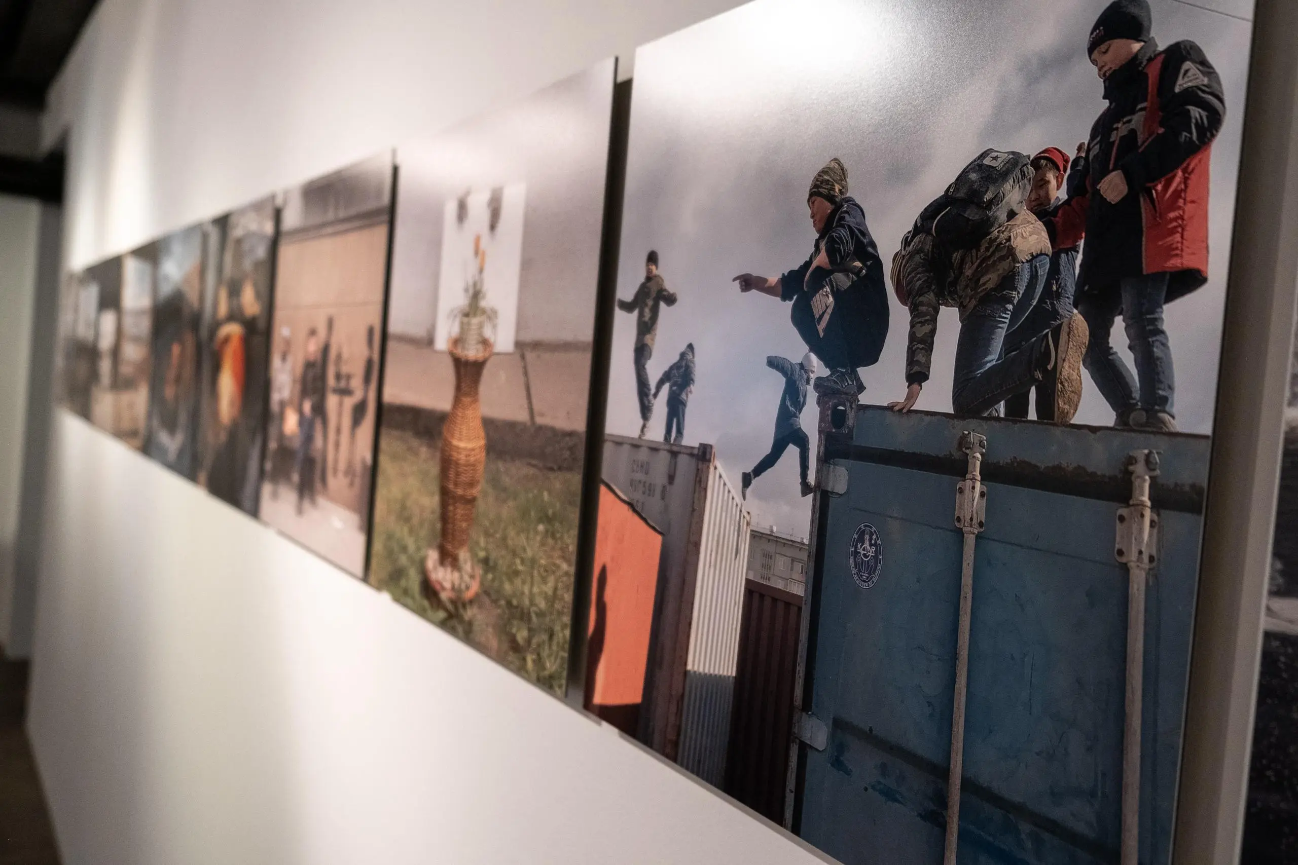 Последние дни работы выставки Дмитрия Маркова «Седьмое небо»