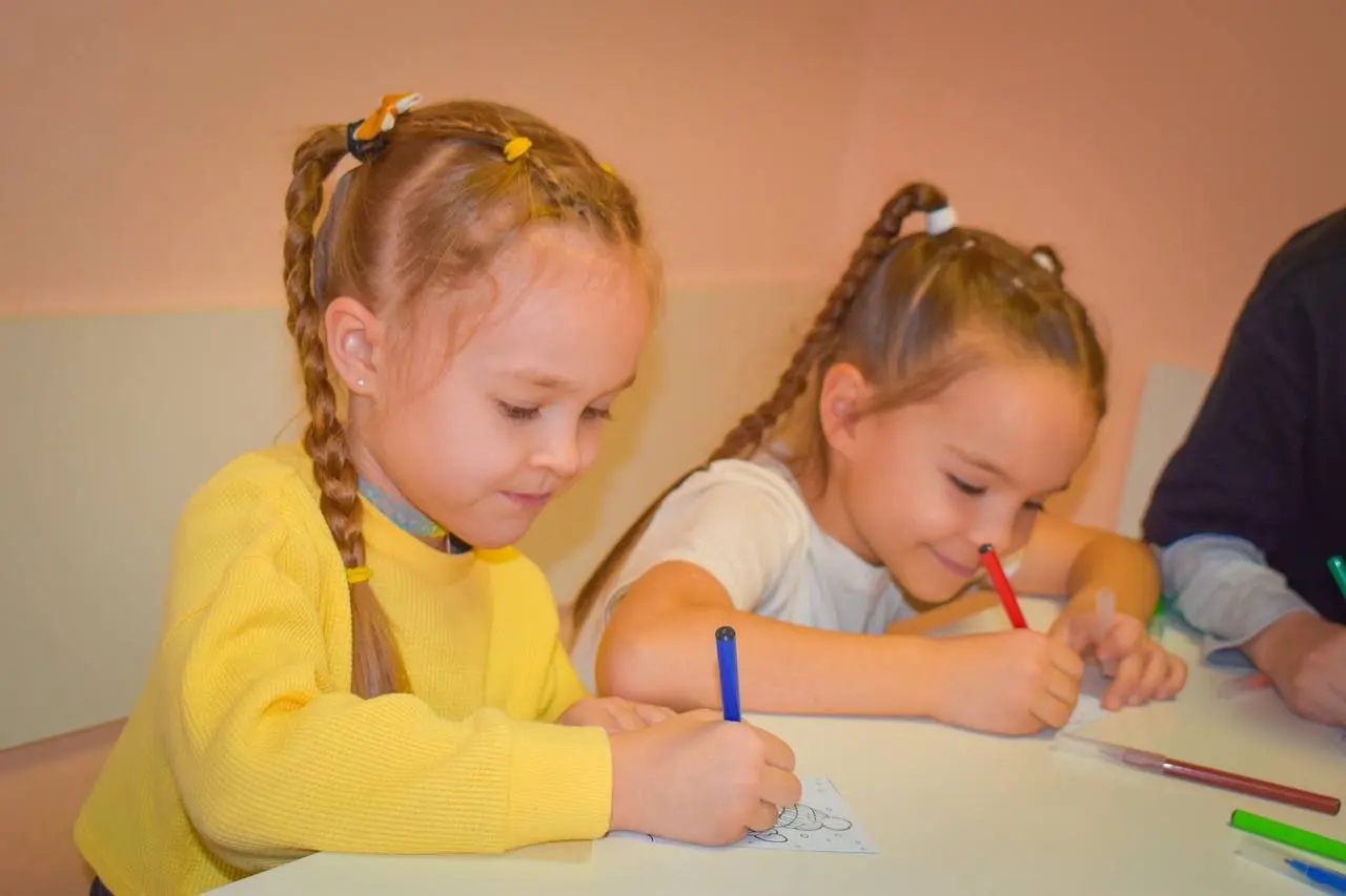 Лето в самом разгаре в городском клубе Smart City: летние программы для детей 7-10 лет, включая тематические смены "Стражи галактики" и "Мультяшки"