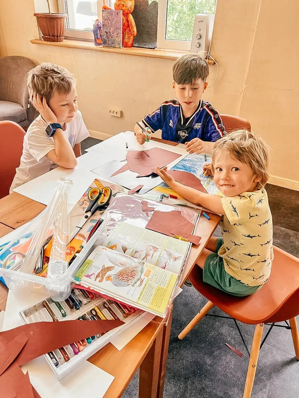 Занятия по изобразительному искусству для разных возрастных групп в неделю