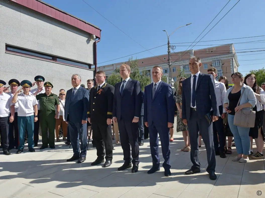 торжественная церемония открытия памятного знака представителям судебной системы Алтайского края