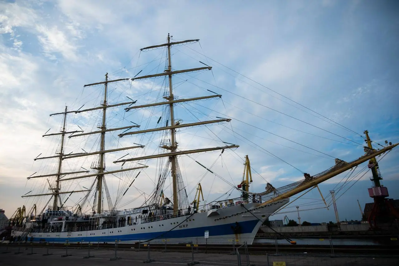 Фестиваль «Открытое море» на паруснике «МИР»