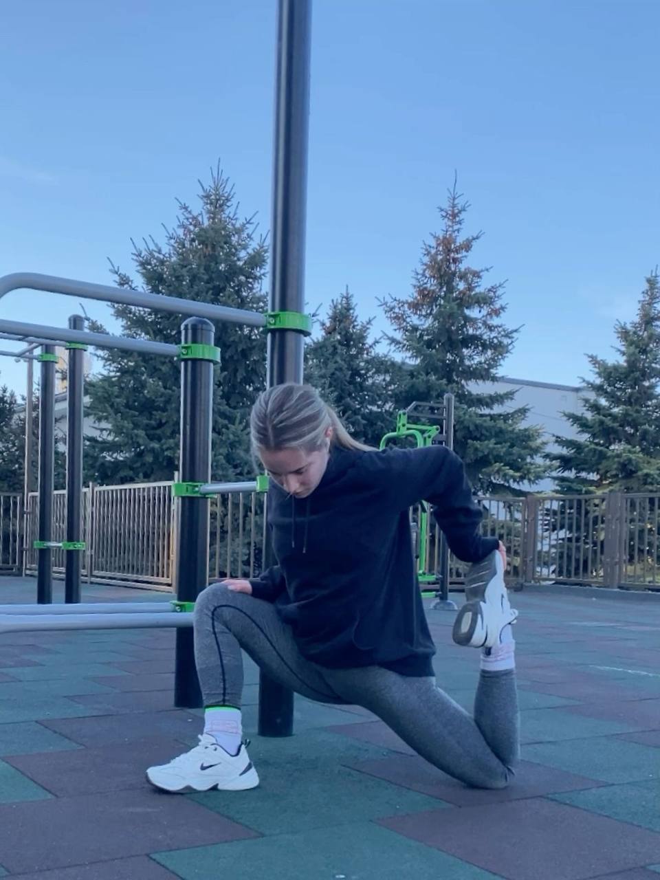 Фитнес, лыжи и коньки. Куда бесплатно сходить на тренировку?