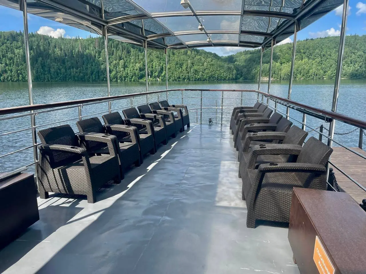 Катание на теплоходе по Павловке 28 июня