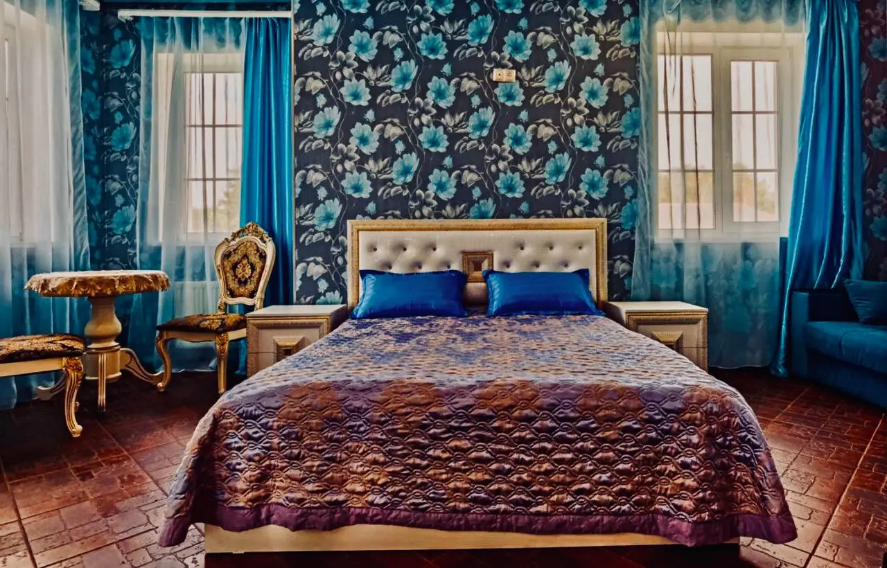 LUXURY SIN HOTEL 19.07