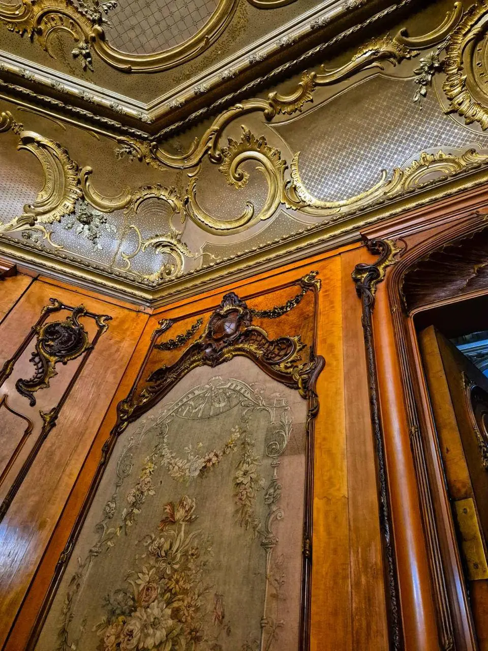 ВЕЛИКОЛЕПНЫЙ ОСОБНЯК МИЛЛИОНЕРА - КОЛЛЕКЦИОНЕР АЛЕКСЕЯ МОРОЗОВА