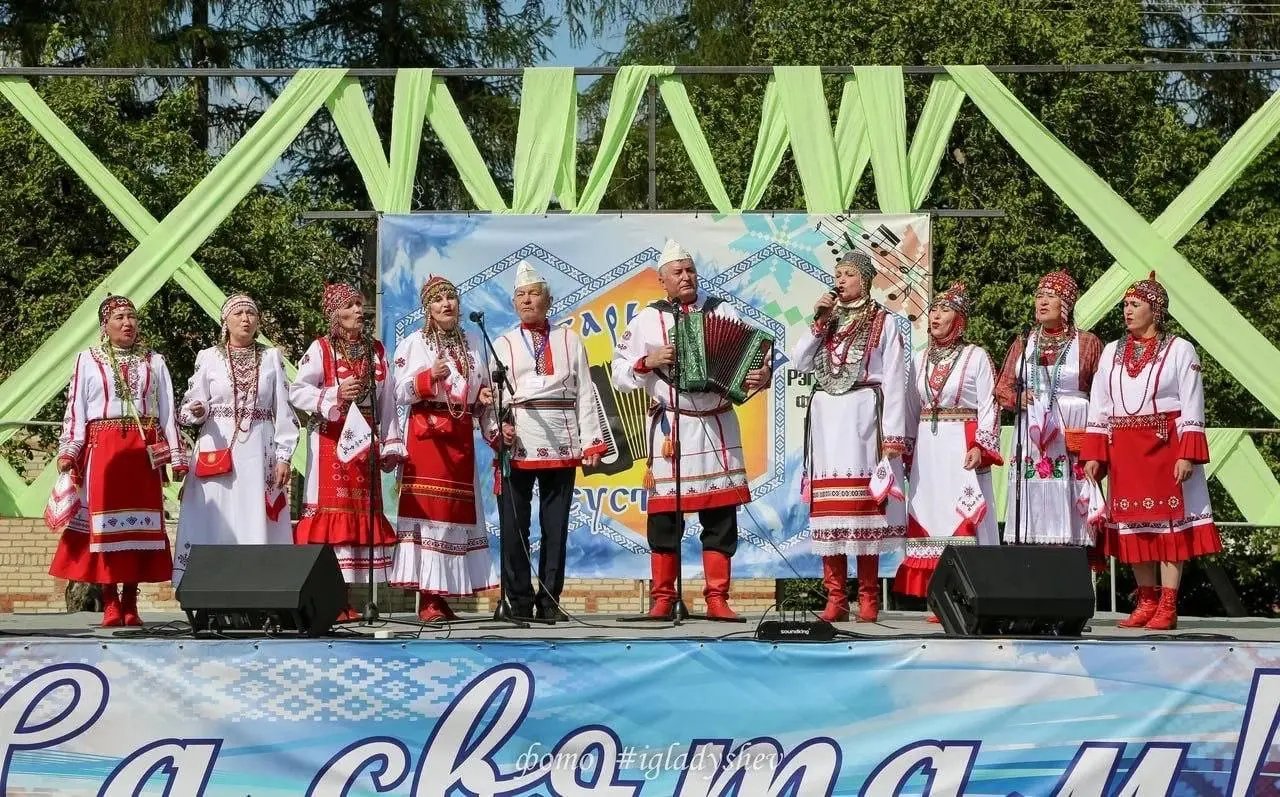 Сабантуй в районе Коммунарки рядом со станцией Ольховая