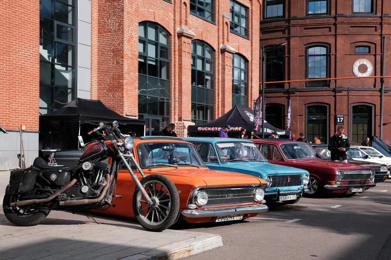 Ежегодный семейный фестиваль OldsCoolShow