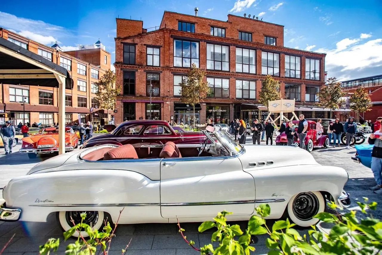 Ежегодный семейный фестиваль OldsCoolShow