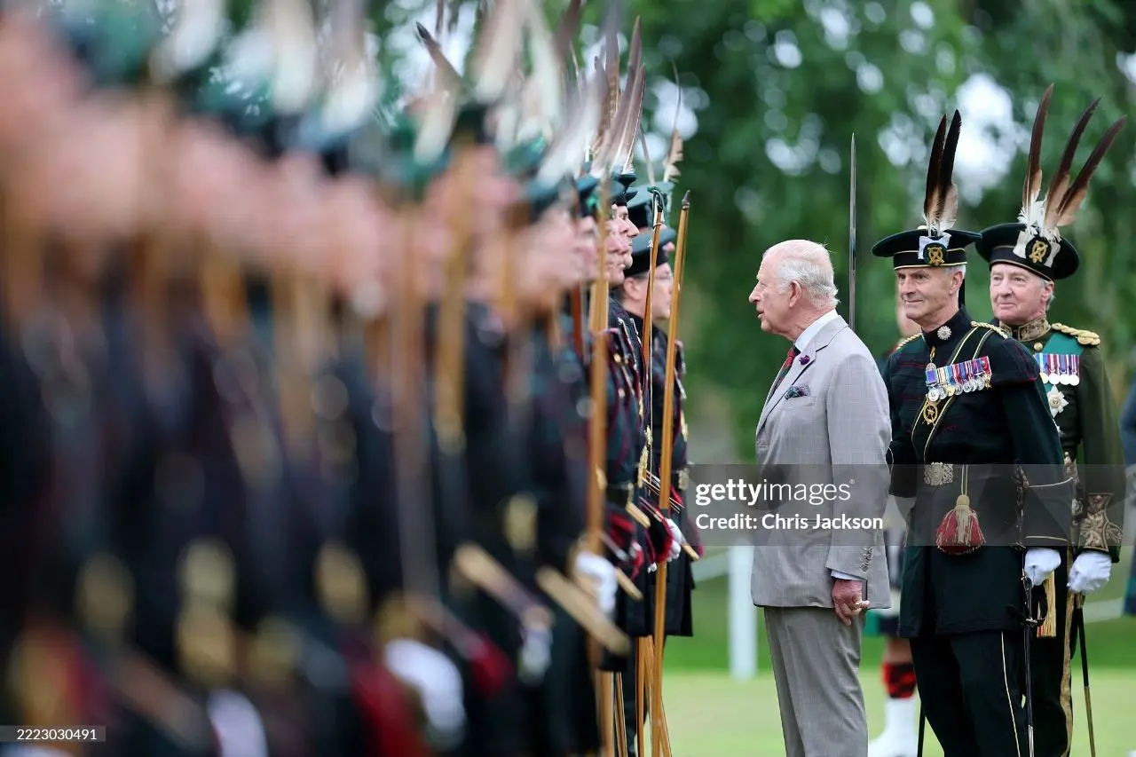 Holyrood Week в Эдинбурге