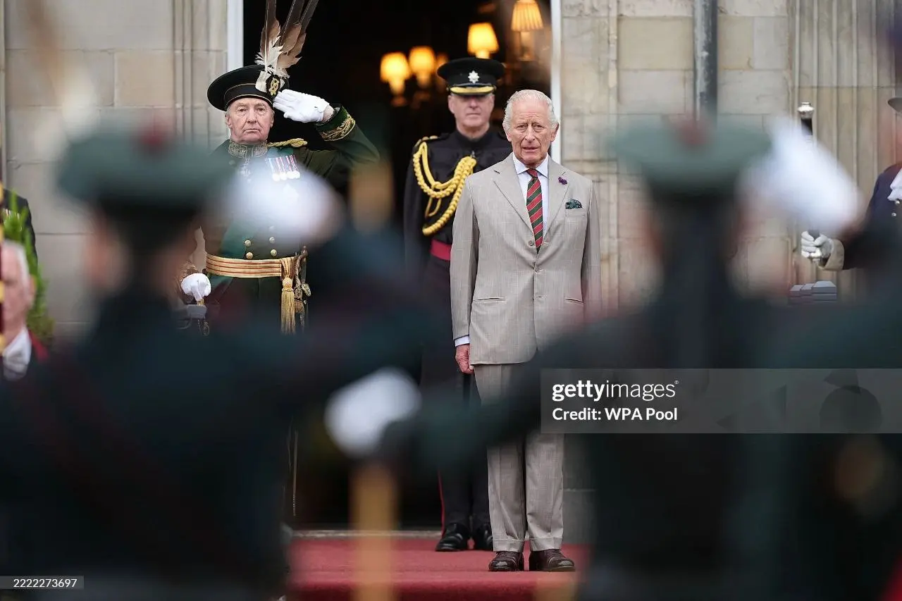 Holyrood Week в Эдинбурге