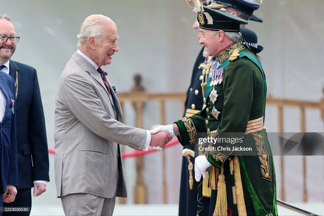 Holyrood Week в Эдинбурге