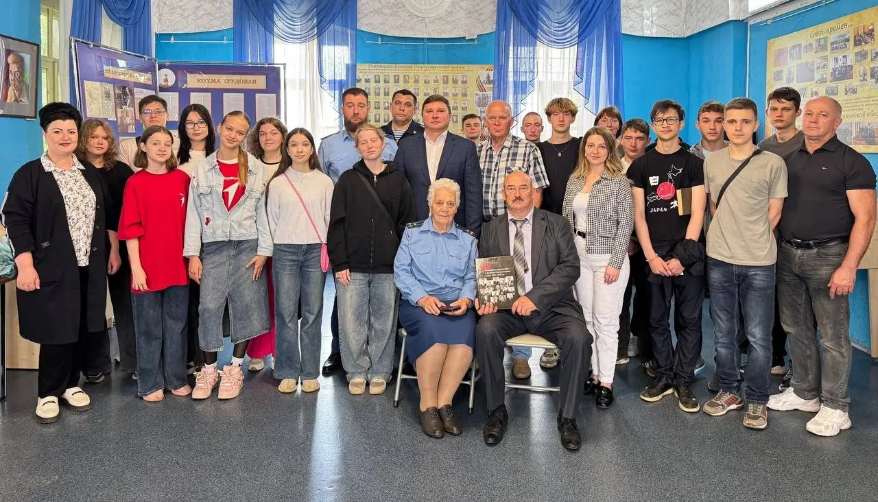 Передвижная тематическая экспозиция «Свой вклад в Победу внесли»