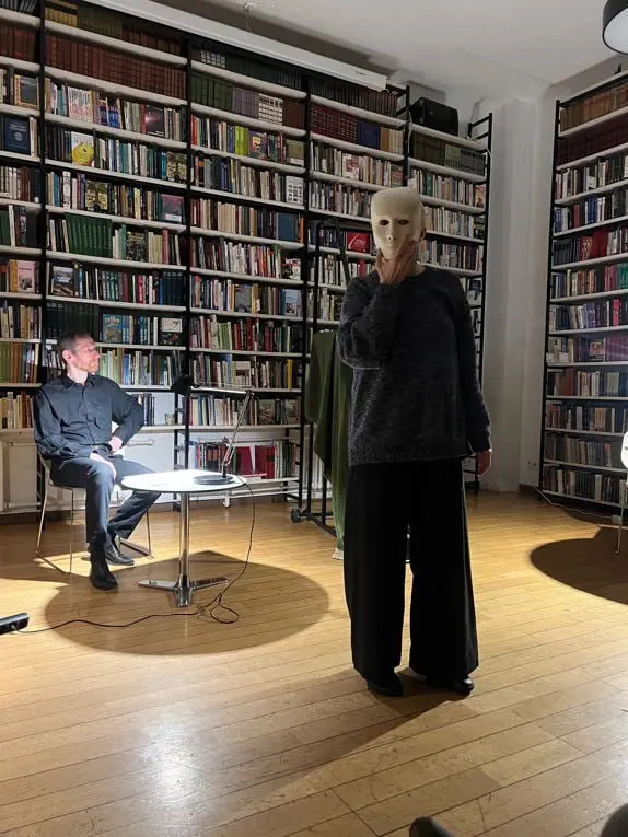 Литературный перформанс "Портрет"