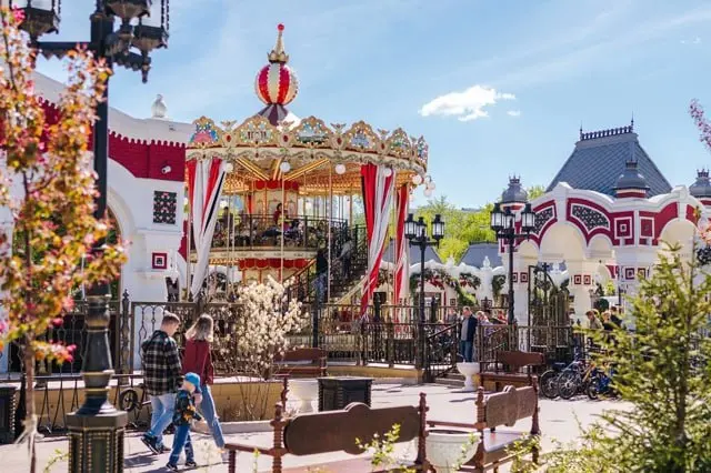 Творческие выходные на окружных площадках