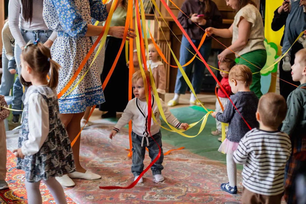 Сенсорный спектакль «Курочка ряба» в «Квартире академика»