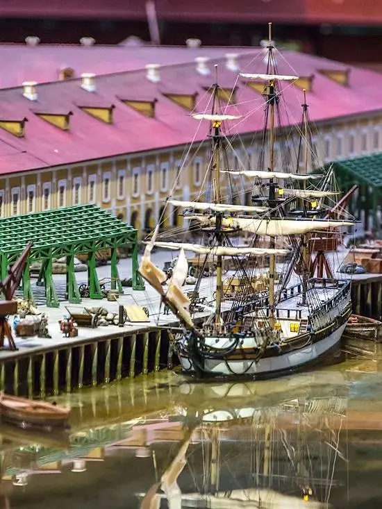 Последний шанс увидеть Петербург в миниатюре