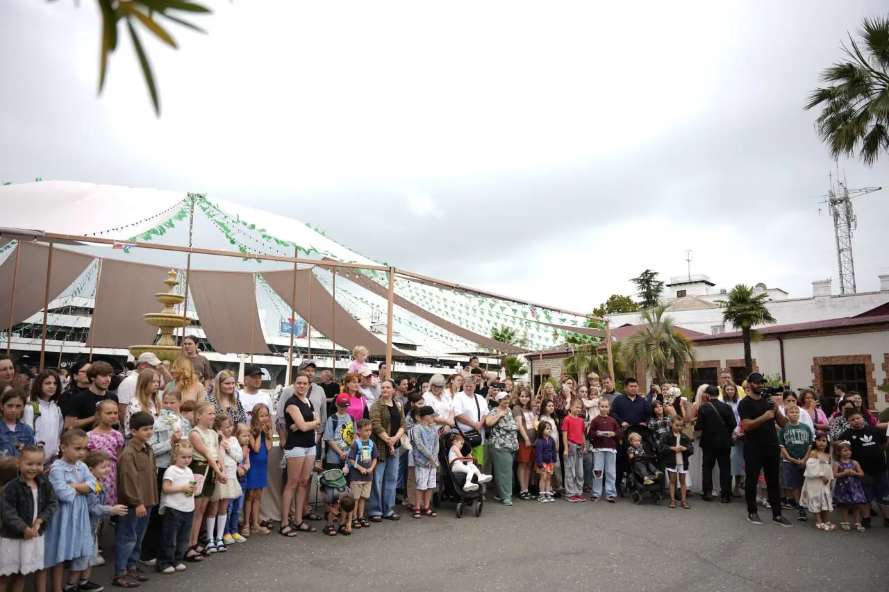 Созвездие смелых, засияло на дне города Сухума