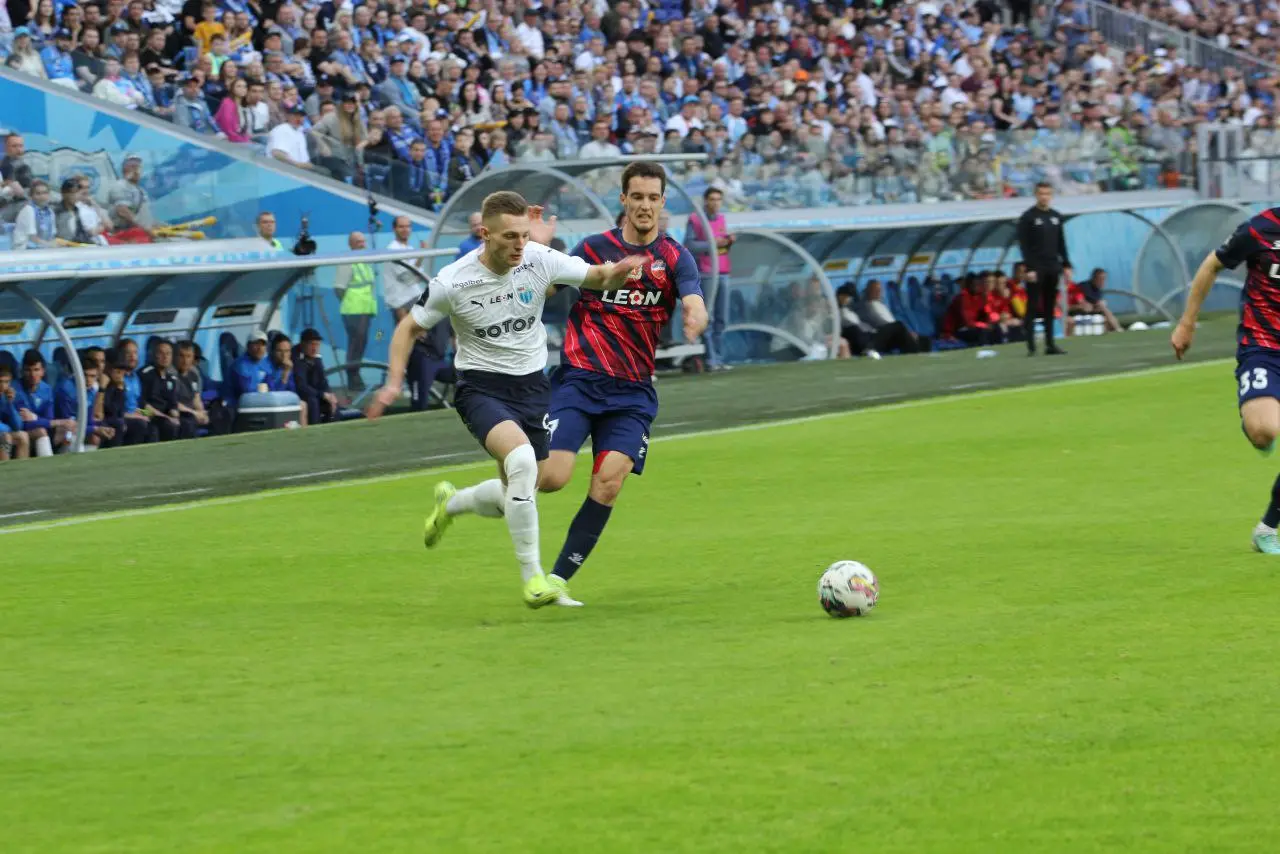 Рассмотрение возможного переноса матча на понедельник