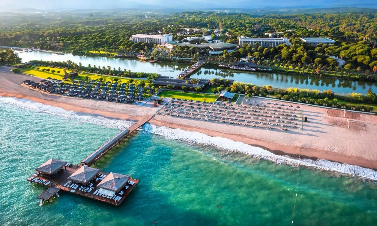 Концерты звёзд в отелях сети Gloria Hotels&Resorts 5* в Белек