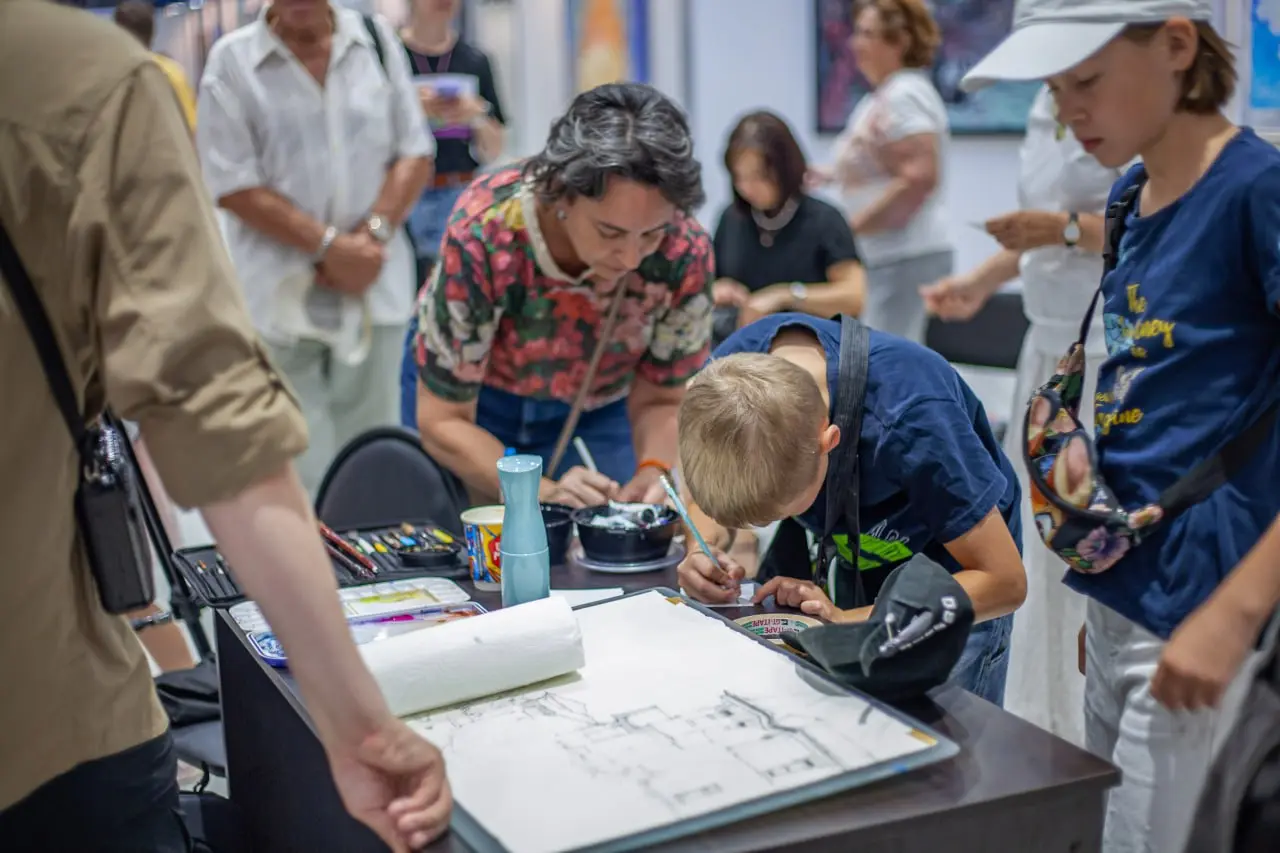 Демонстрационные мастер-классы по каллиграфии и живописи в "Титовой Арене" 23 июля