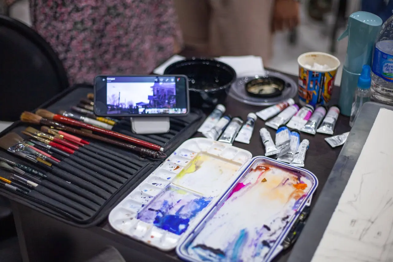 Демонстрационные мастер-классы по каллиграфии и живописи в "Титовой Арене" 23 июля