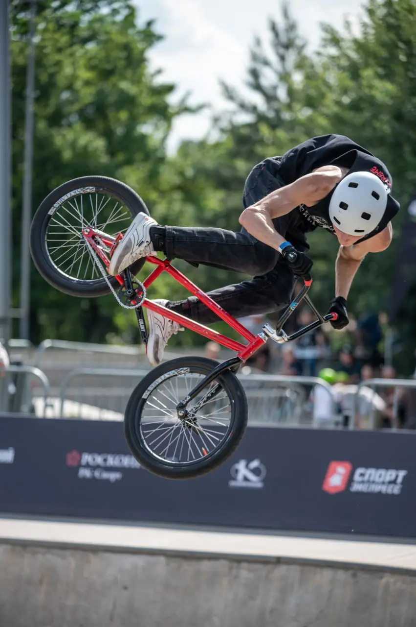 Фестиваль уличных видов спорта The BOWL 9