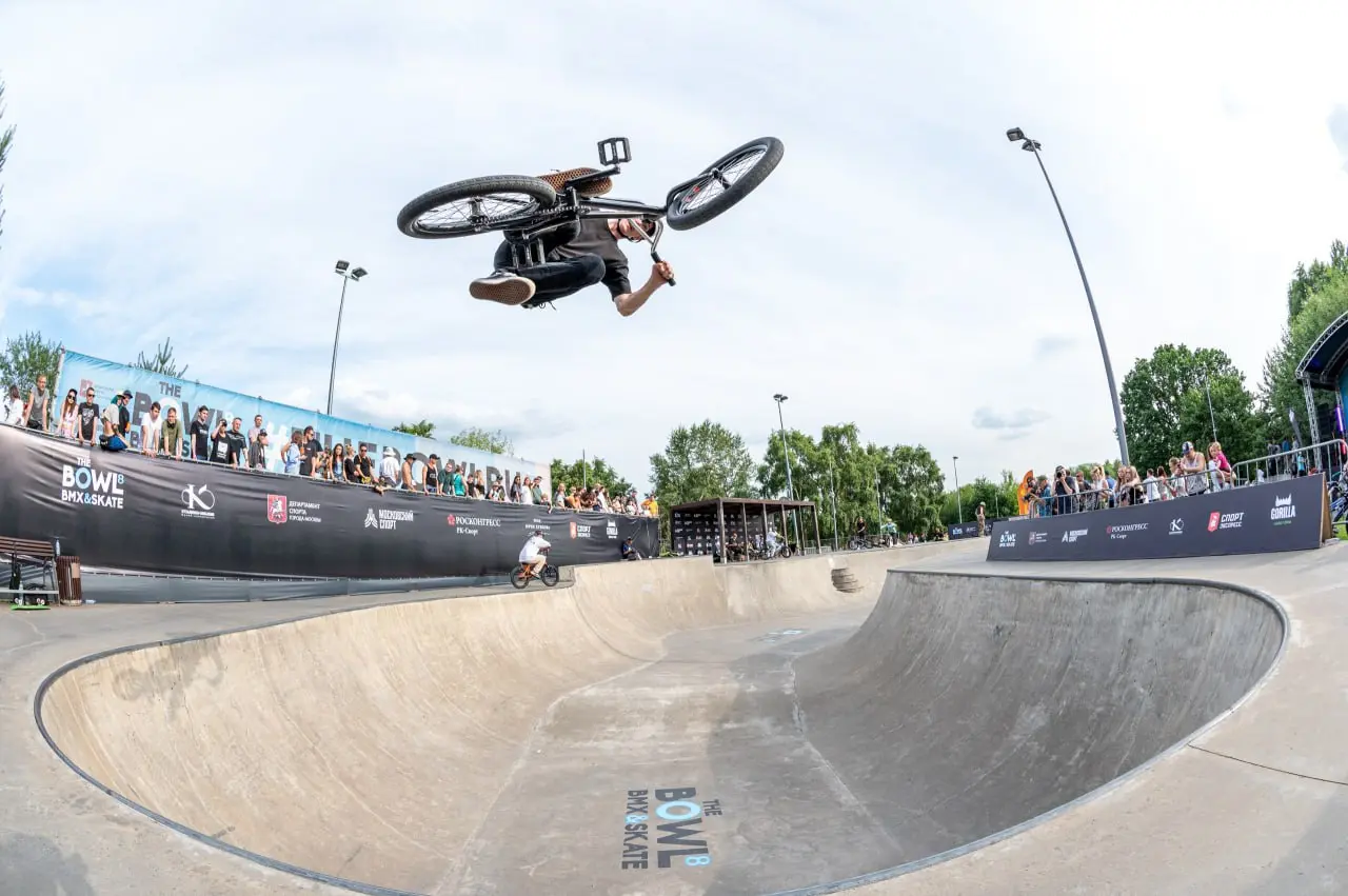 Фестиваль уличных видов спорта The BOWL 9