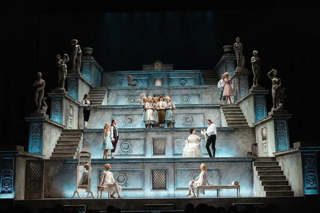 Показ спектакля «Женитьба Фигаро» Театра имени Пушкина