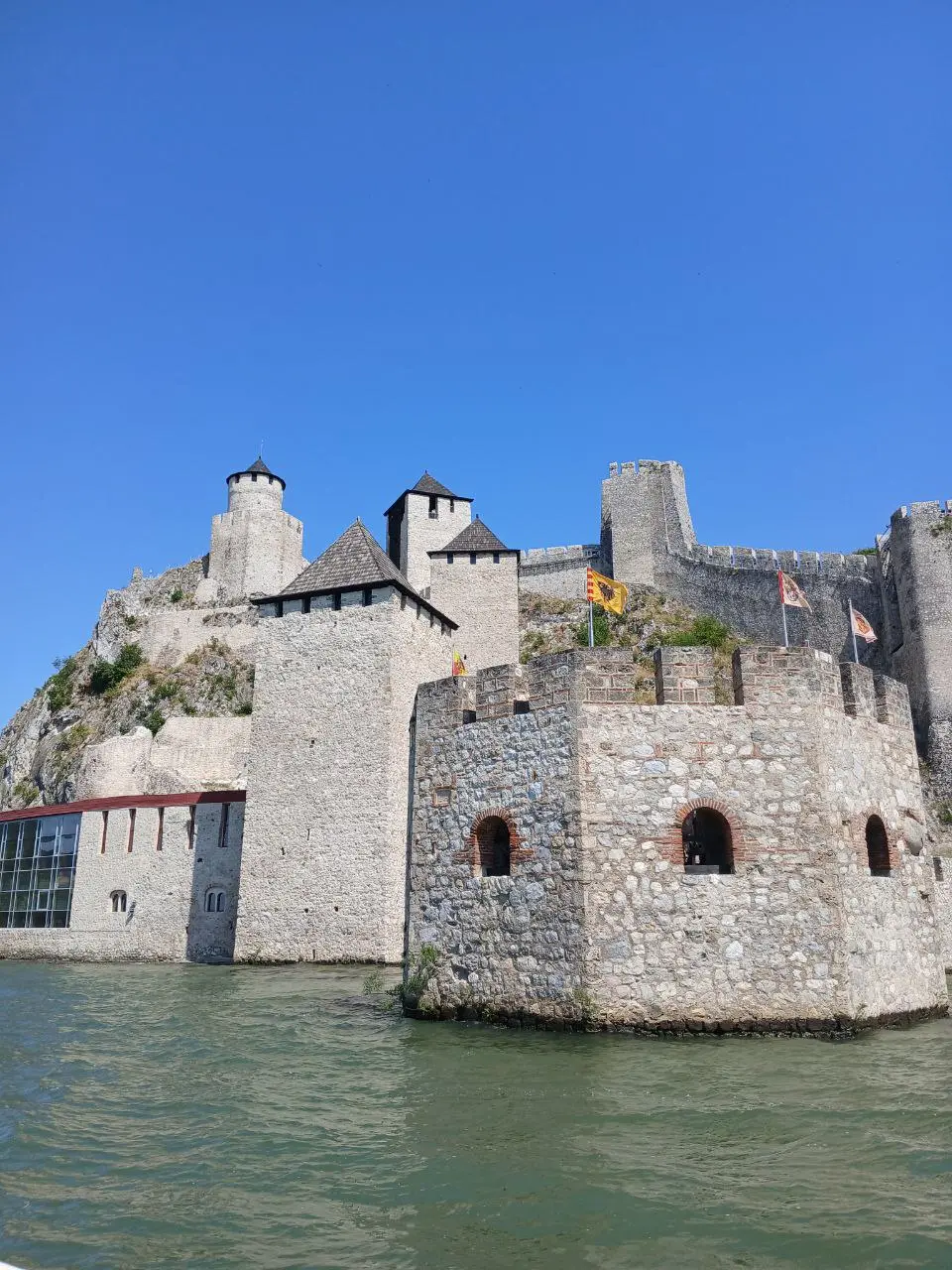 экскурсия по Дунаю: Голубацкая и Смедеревская крепости, Джердап, речная прогулка