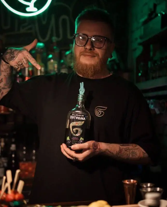 Гостевая смена в баре Nobody Knows I Suppose с участием Анатолия Панько