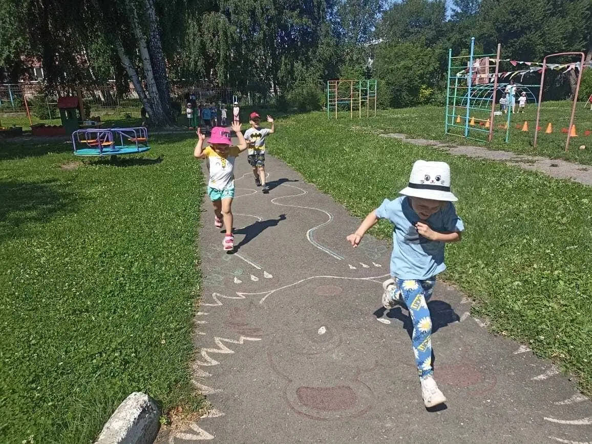 Малые летние "Олимпийские игры" в детском саду "Рябинка"