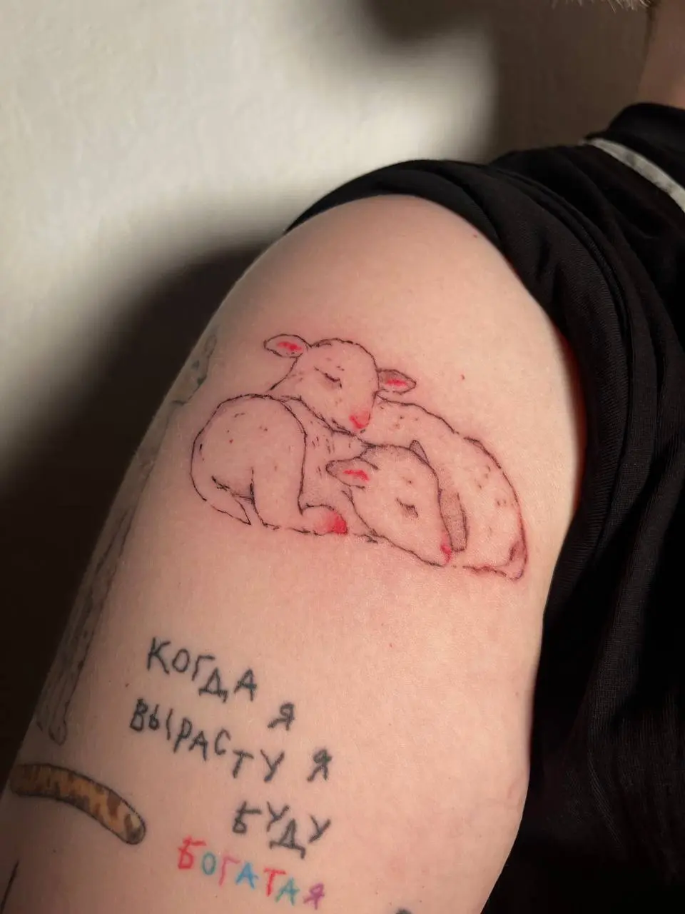 колоть в нашей студии, заглядывайте(сь)  💫