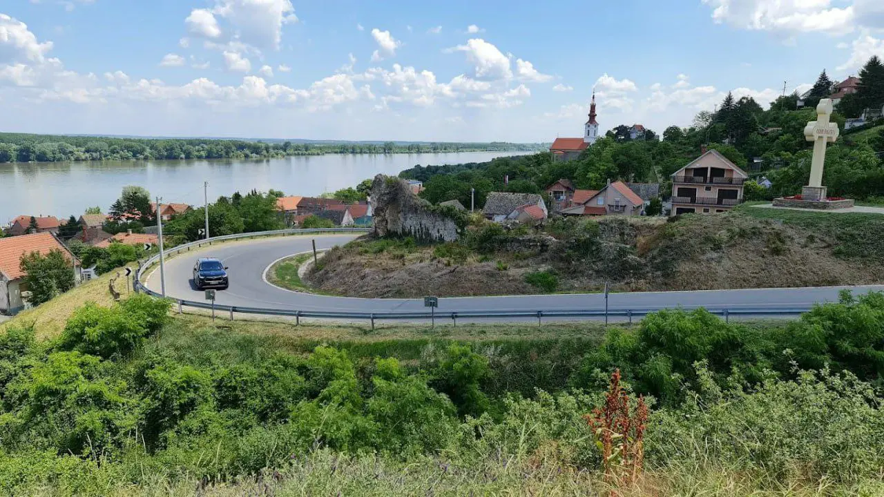 Речной тур Дунай-Тиса с купанием на пляже и винарией