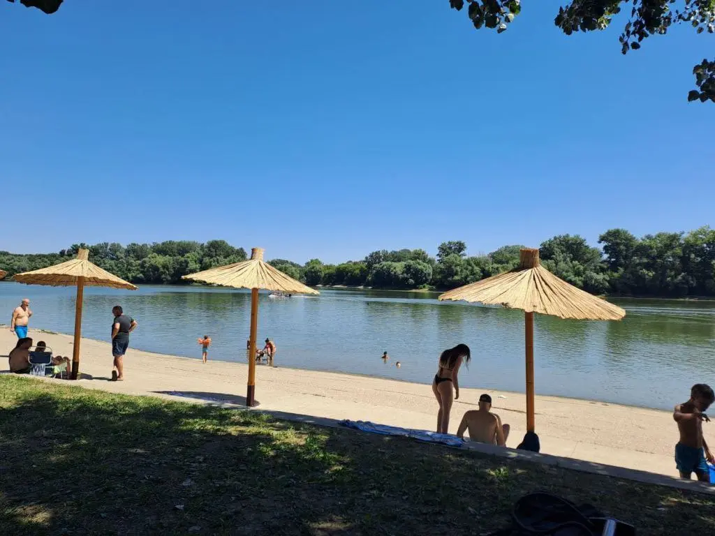 Речной тур Дунай-Тиса с купанием на пляже и винарией