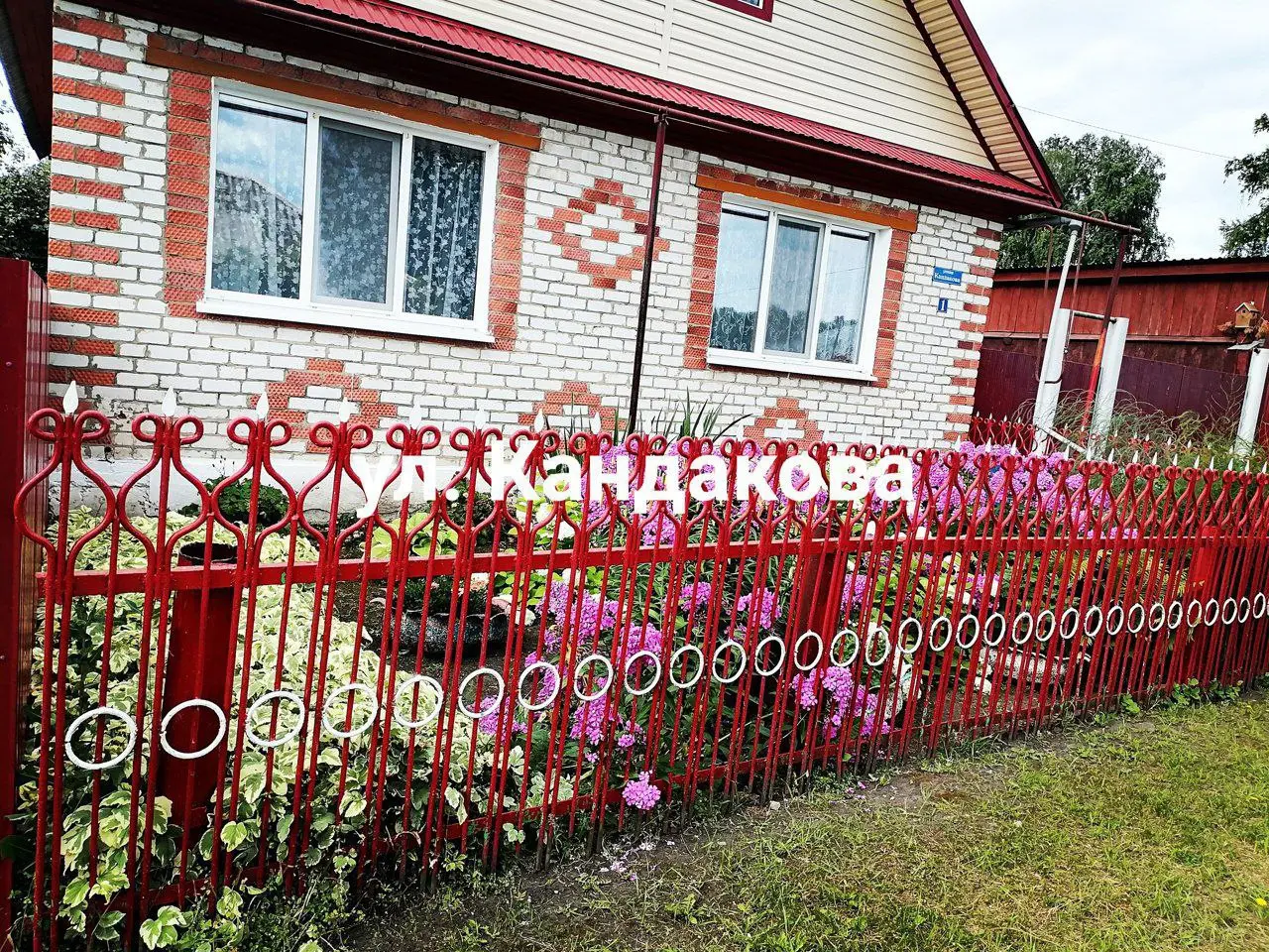 Шатрово готовится к Дню села. Здесь выбирают лучшие усадьбы.