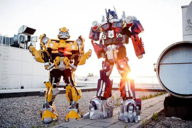 Масштабное ШОУ РОБОТОВ