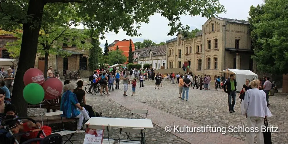 Летний праздник в замке Бриц