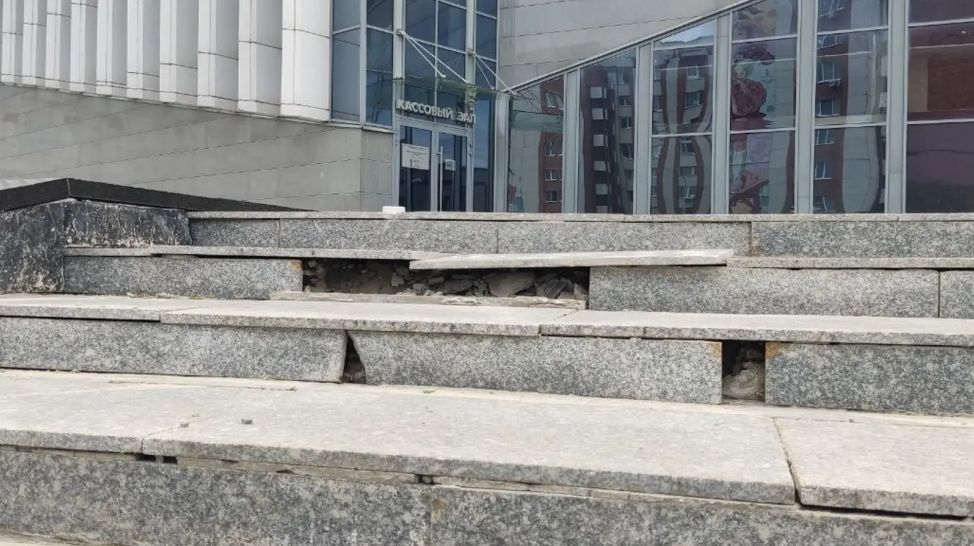 Боковые лестницы к ККЗ «Пенза»