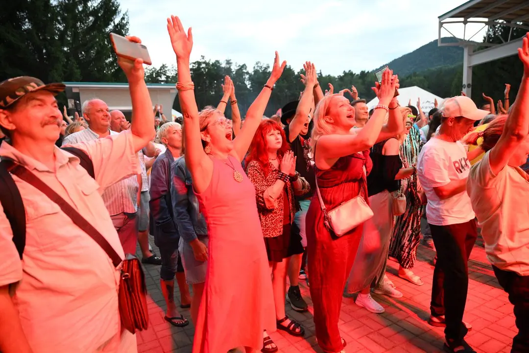 Фестиваль «Назад в СССР» на Бирюзовой Катуни