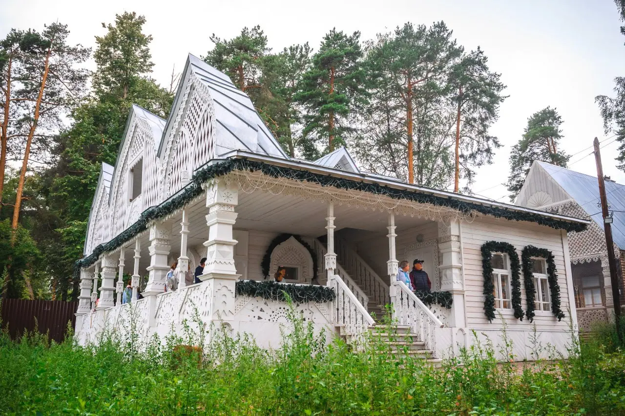 Выставка "Дачные истории" в рамках фестиваля "Причал" 0+